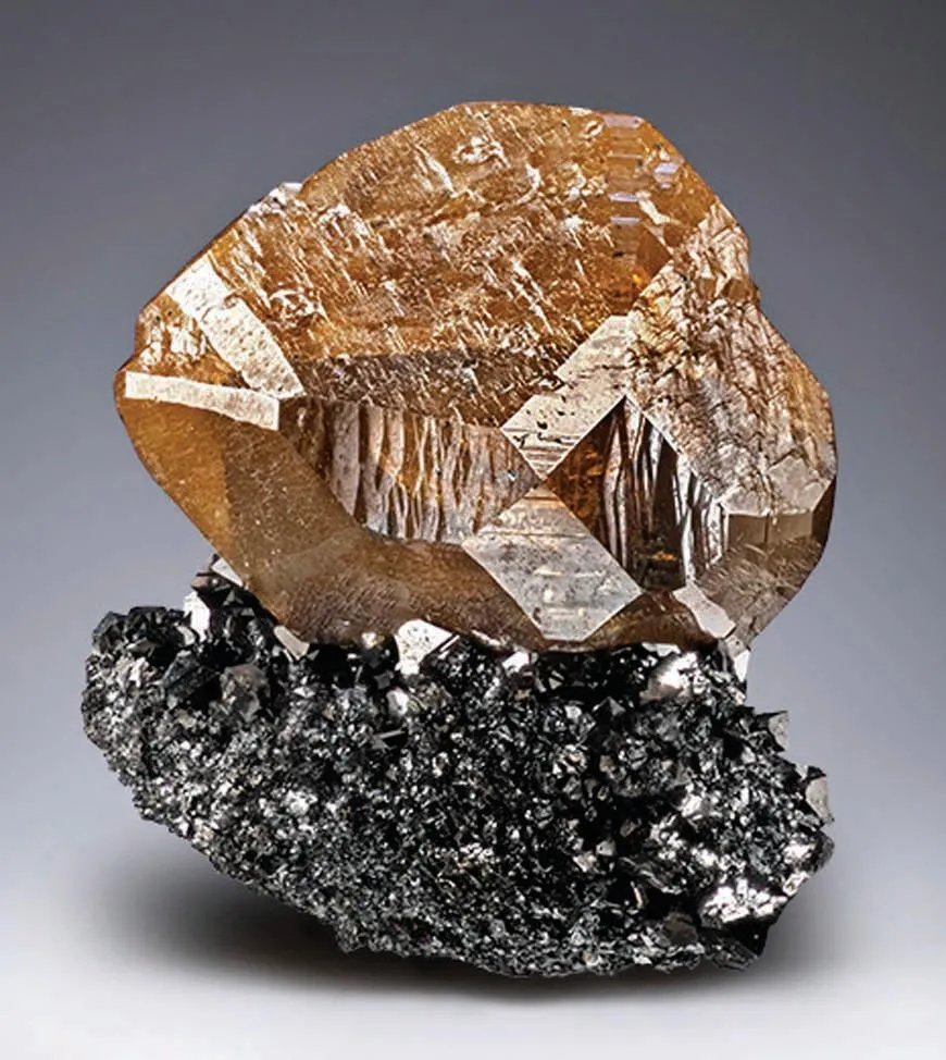 Anatase, Magnetite - image 1