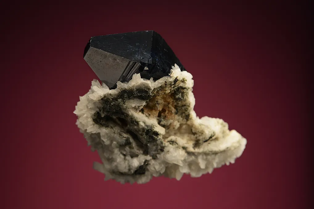 Anatase on Quartz - image 3
