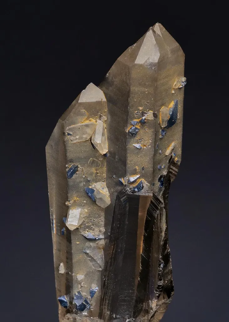 Anatase on Quartz image