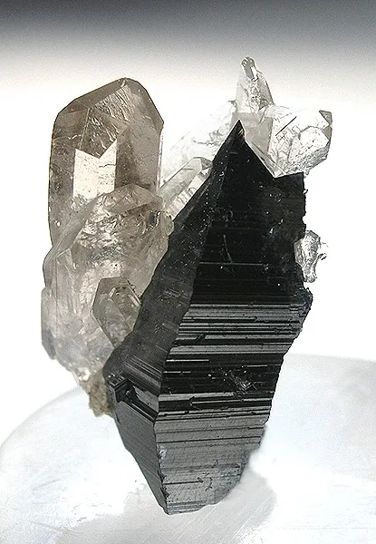 Anatase, Quartz image