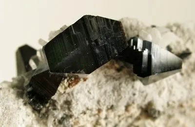 Anatase, Quartz, Brookite - image 2