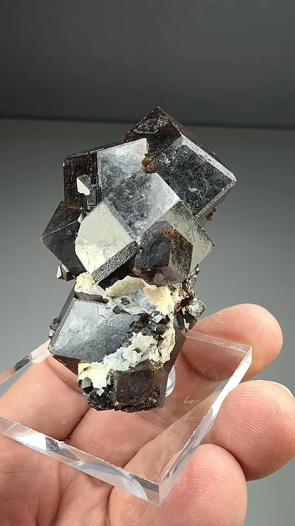 Andradite (1483) - image 2