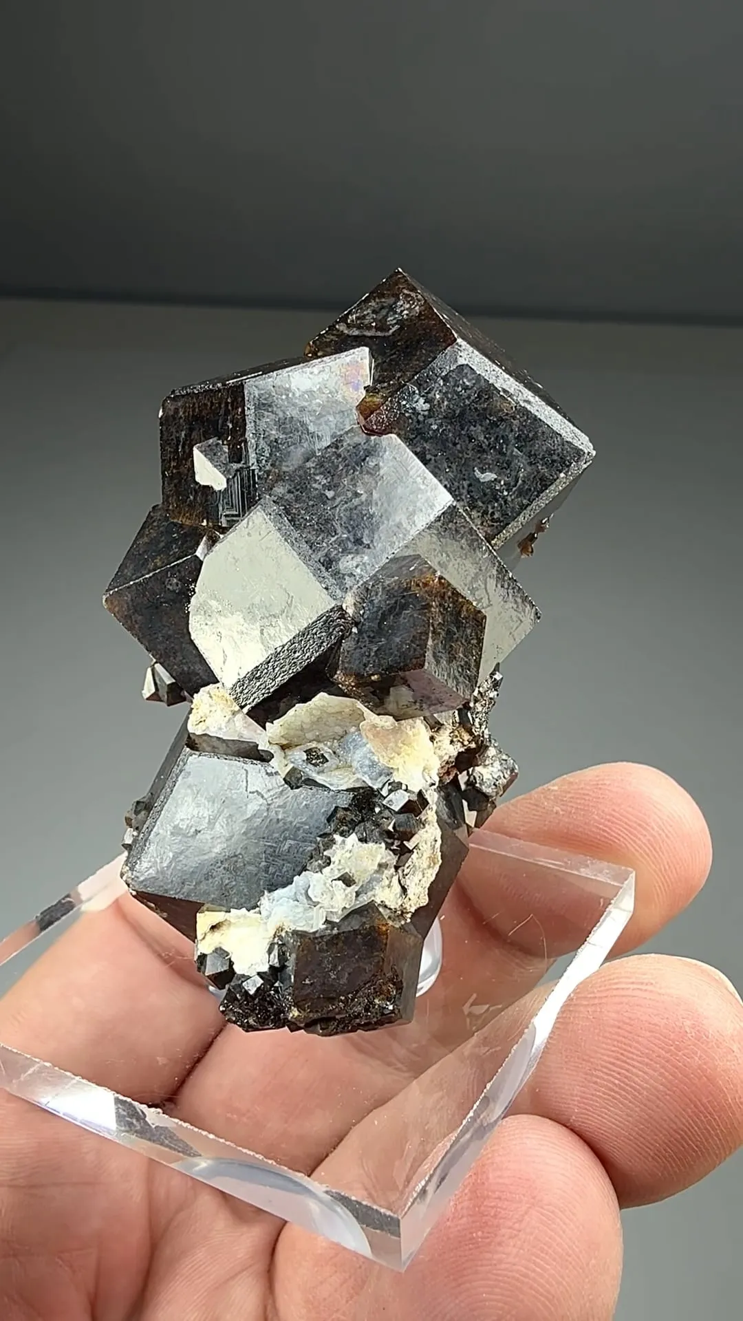 Andradite (1483) - image 2