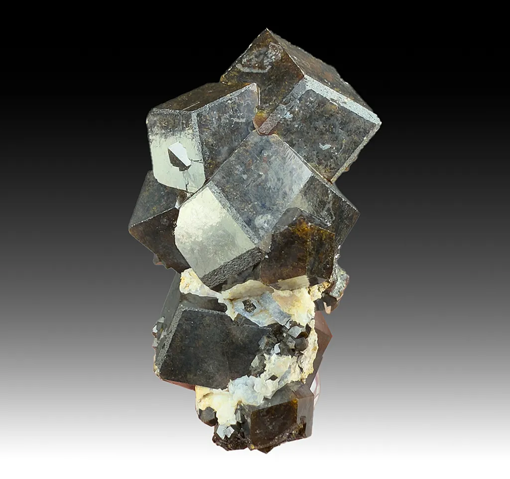 Andradite (1483) image