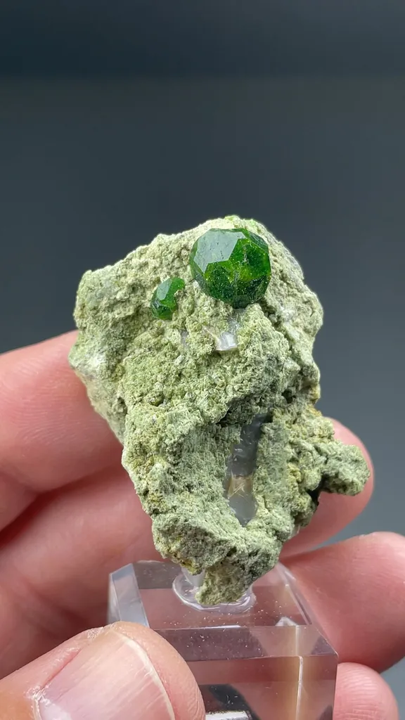 Andradite - image 2