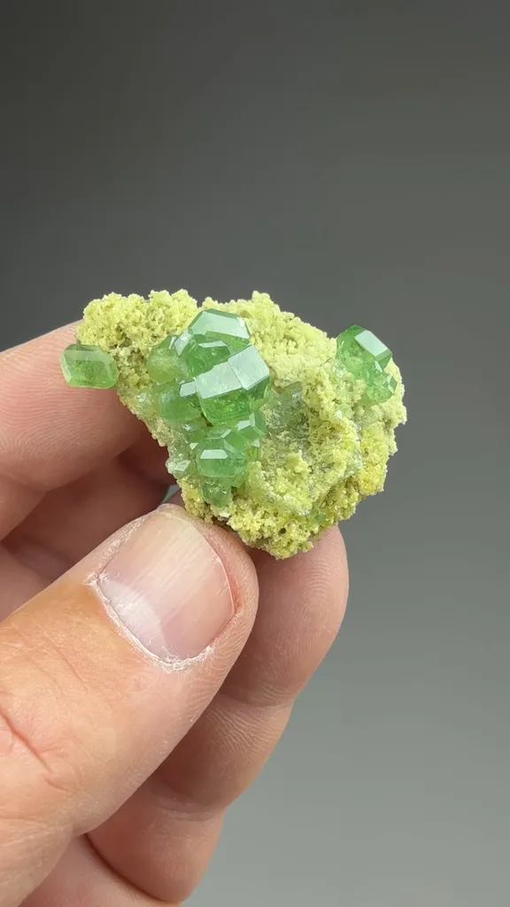Andradite - image 2