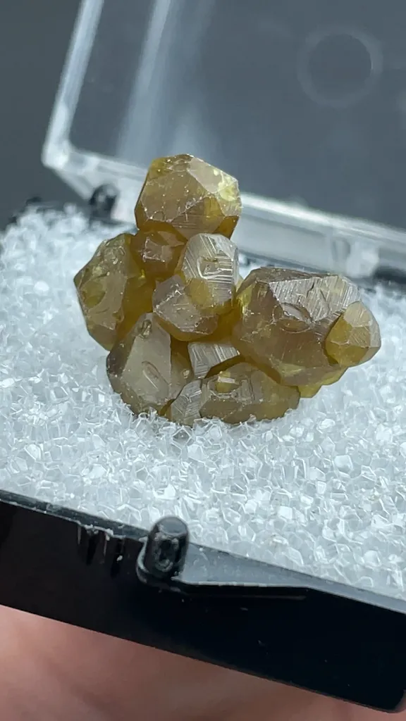 Andradite - image 2