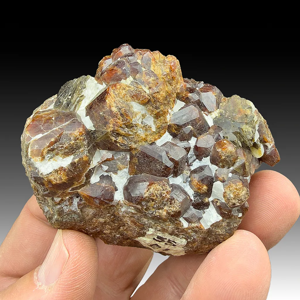 Andradite image