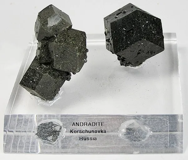 Andradite image