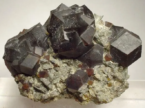 Andradite image