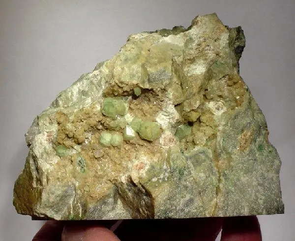 Andradite image
