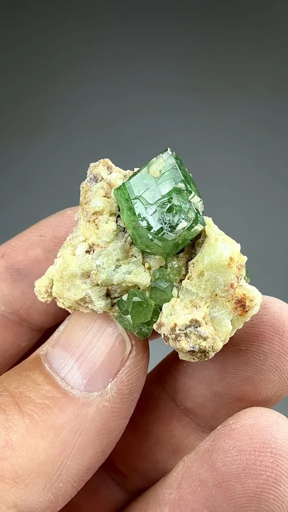Andradite - image 2