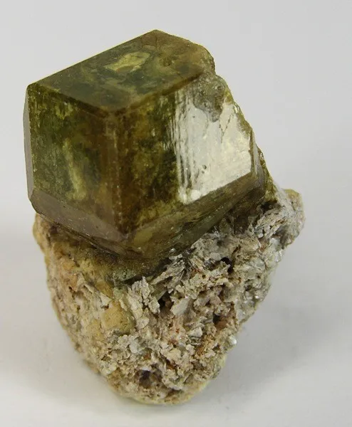 Andradite image