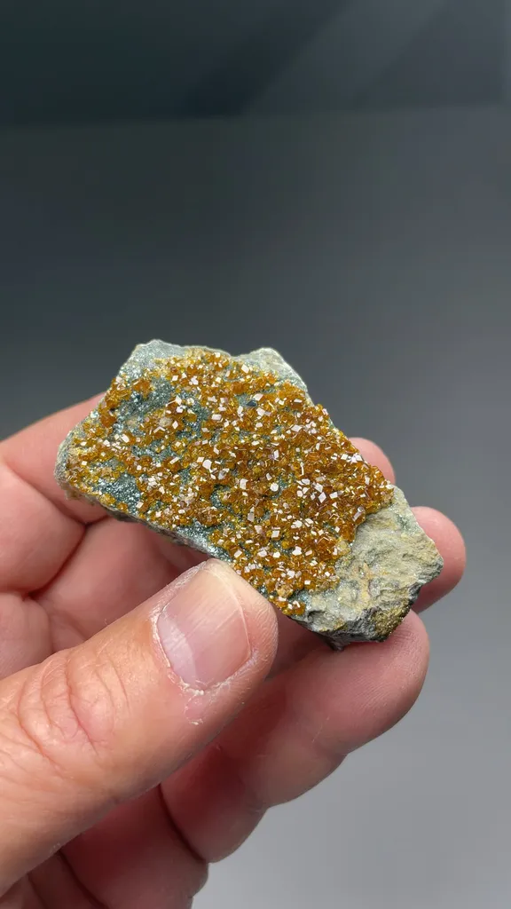 Andradite - image 2