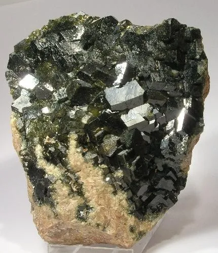 Andradite image