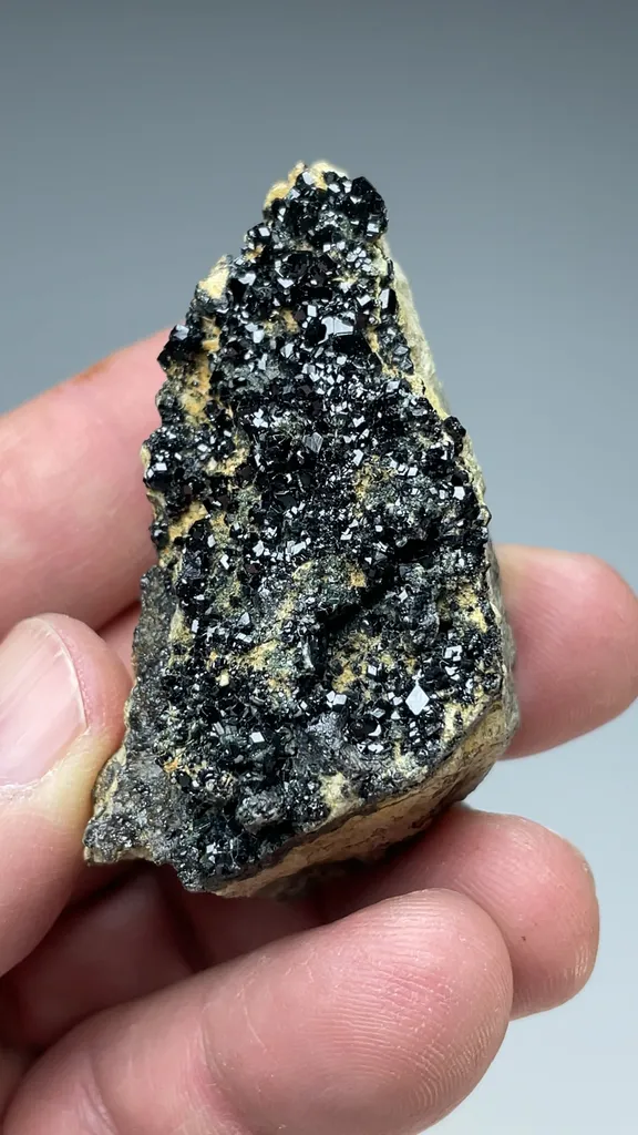 Andradite - image 2