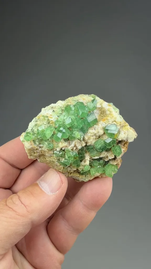 Andradite - image 2