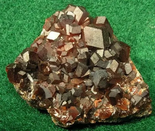 Andradite image