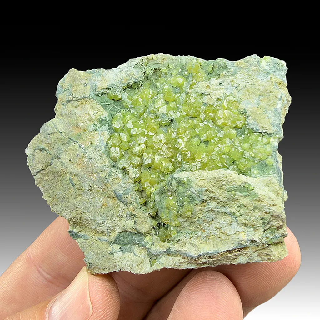 Andradite image