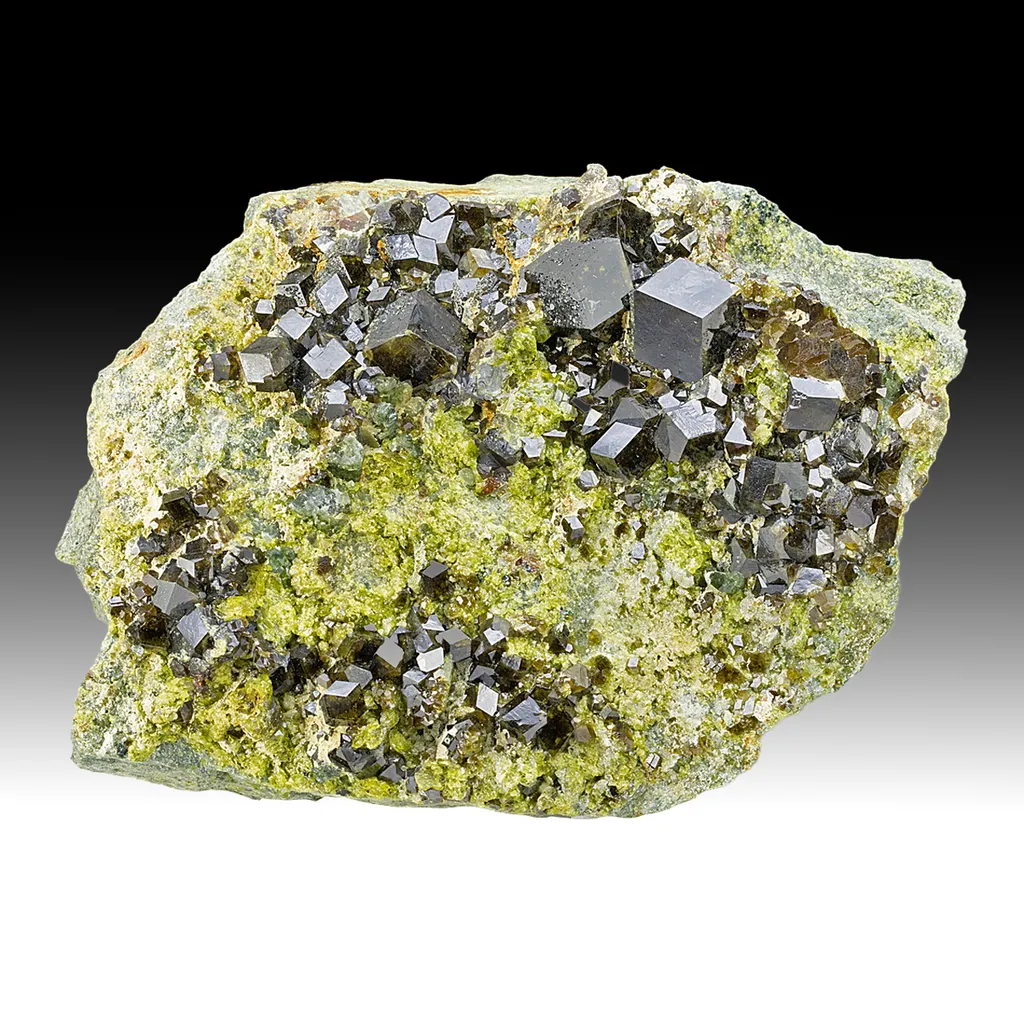 Andradite image