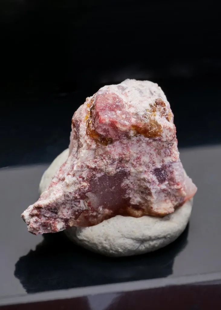 Andradite image