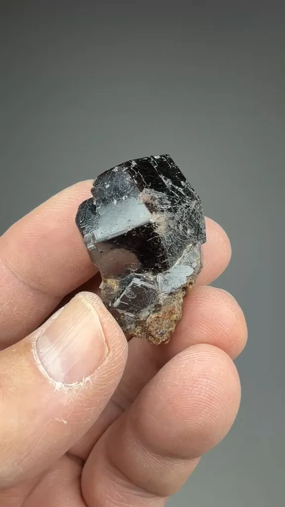 Andradite - image 2