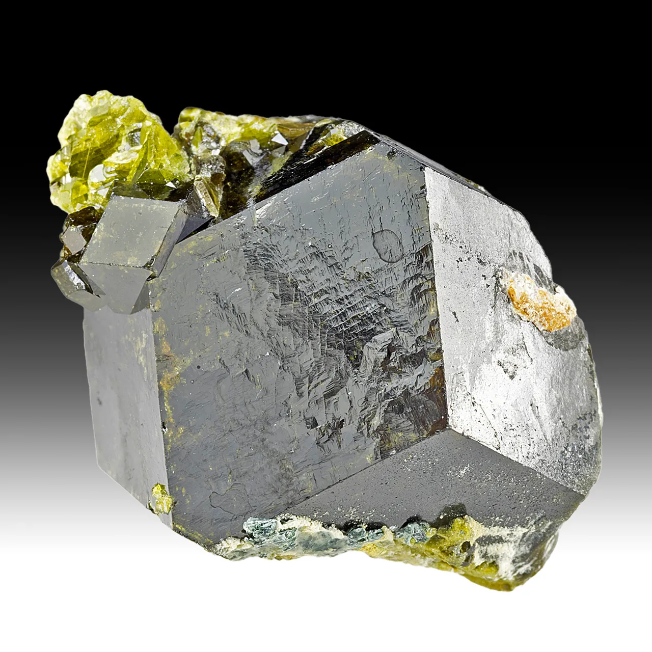 Andradite - image 1
