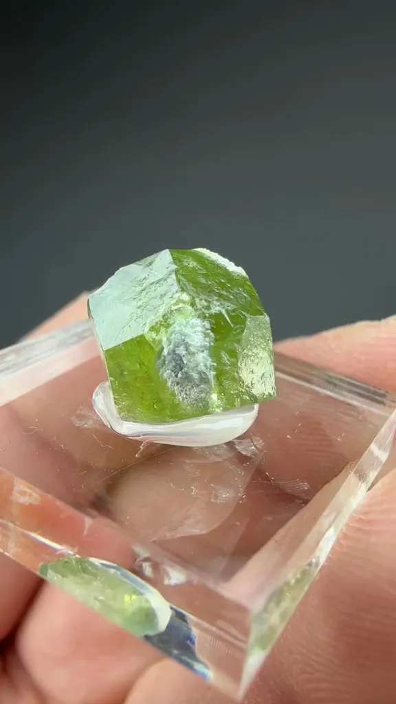 Andradite - image 2
