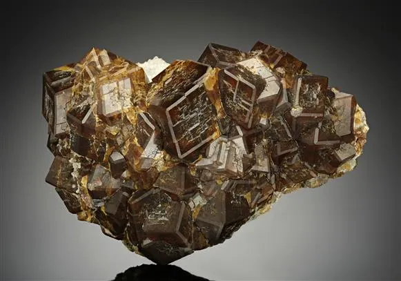 Andradite image