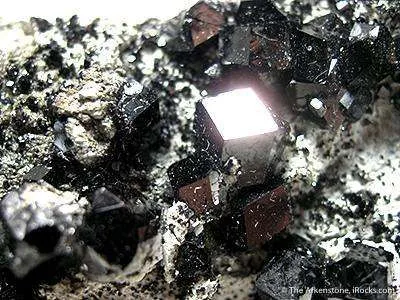 Andradite - image 2