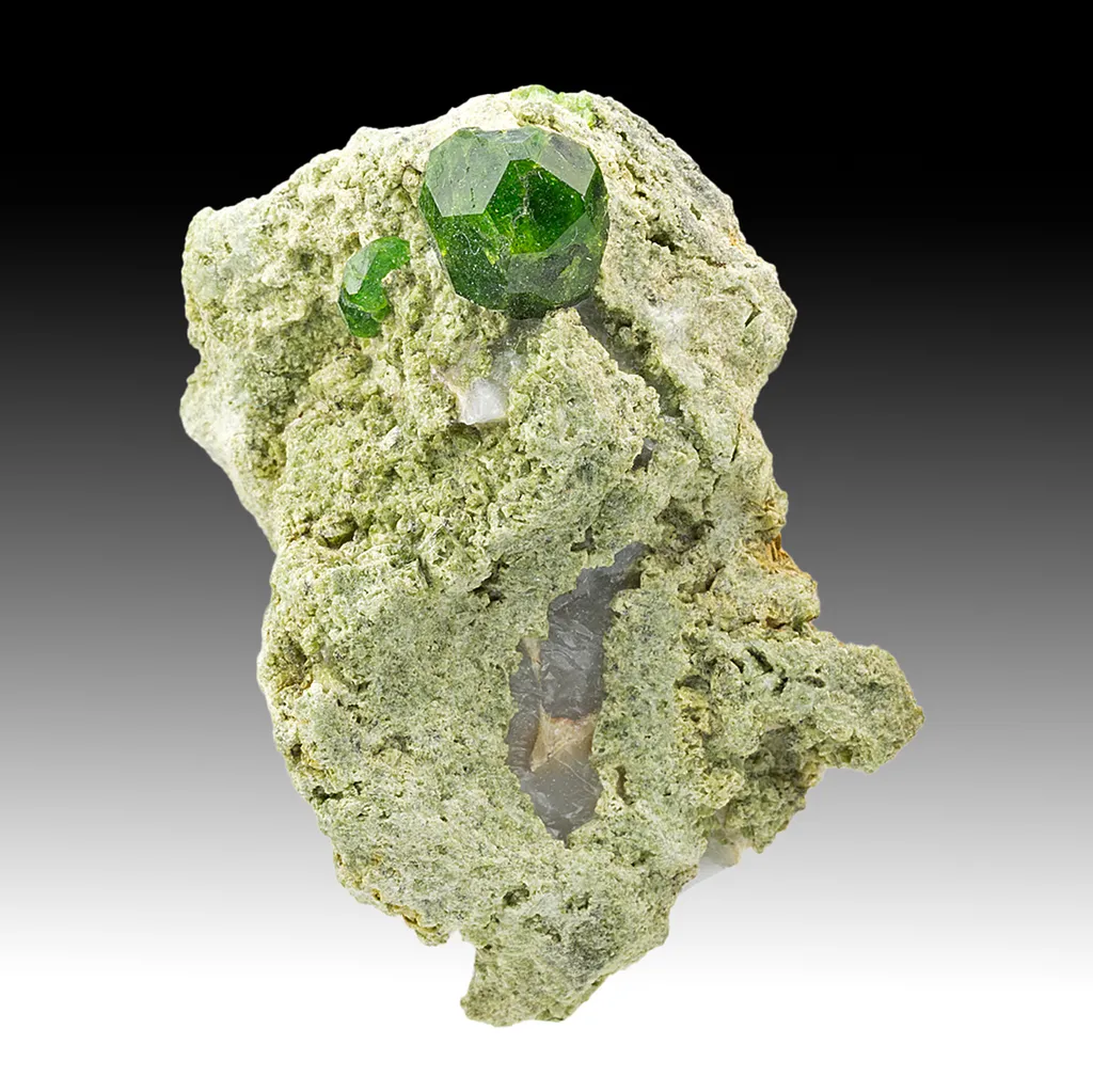 Andradite image