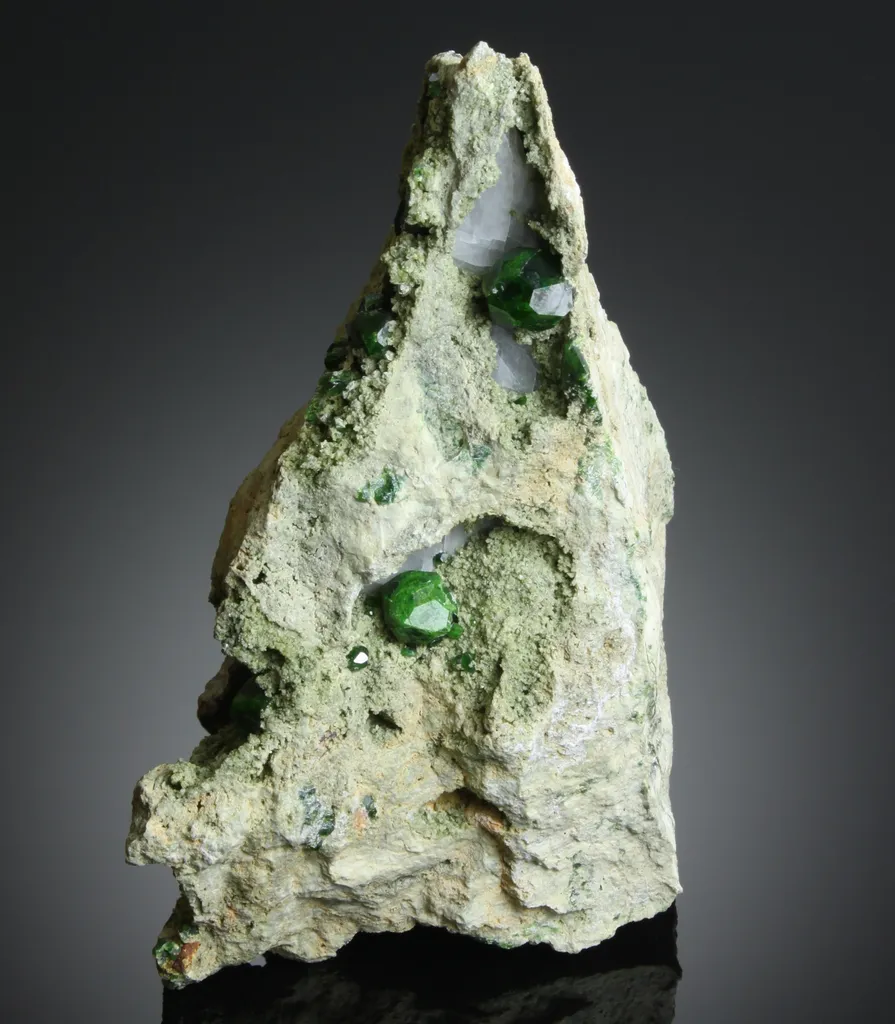 Andradite image