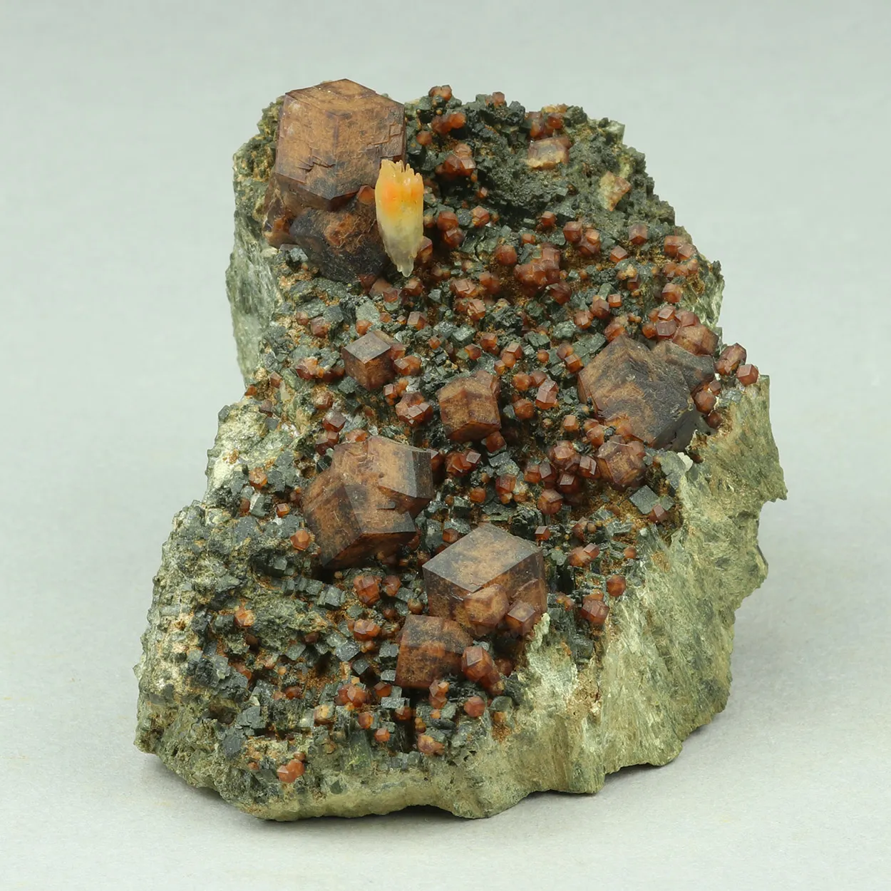 Andradite from Greece - image 1