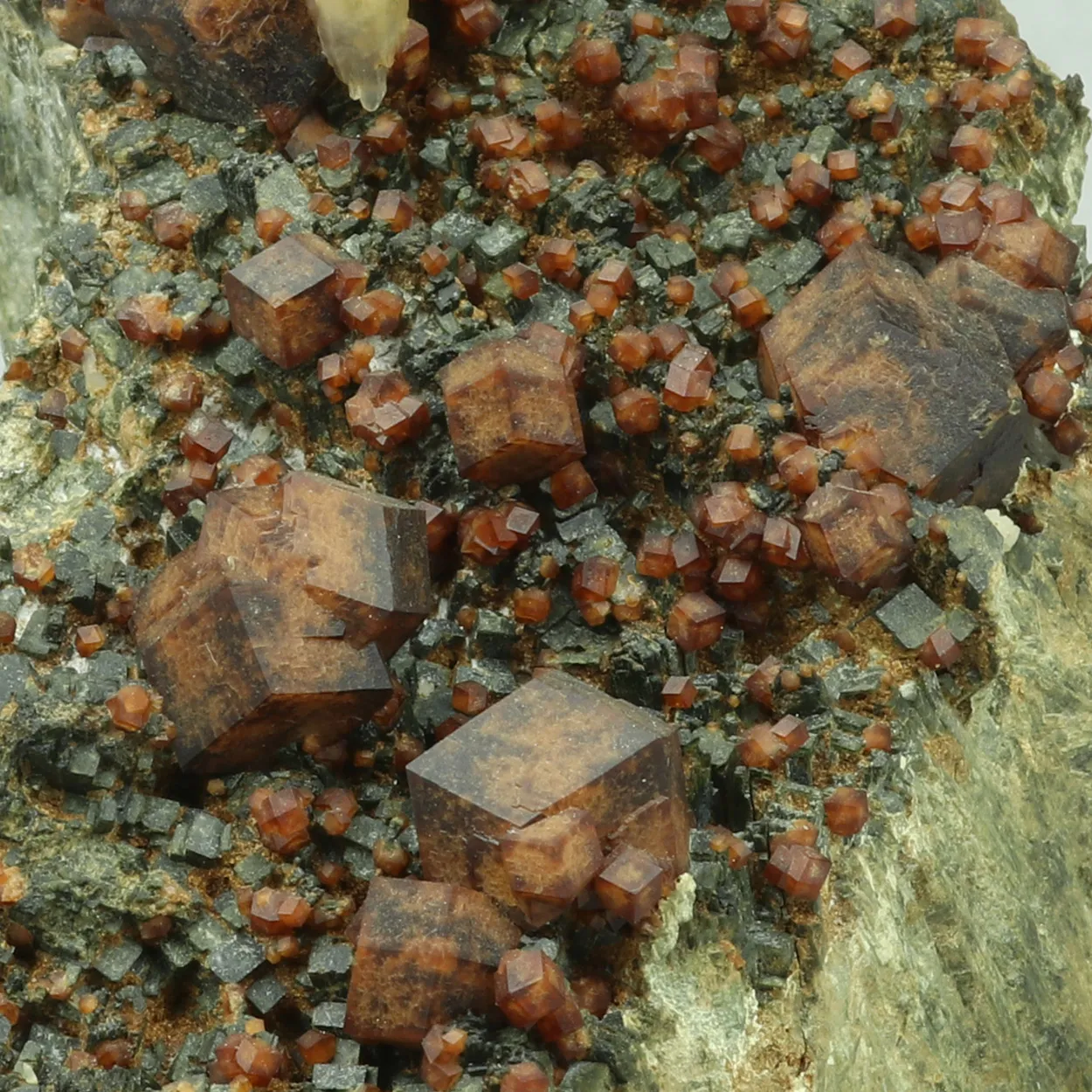 Andradite from Greece - image 4