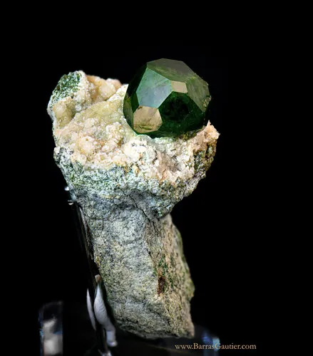 Andradite Garnet, Demantoid variety - image 3