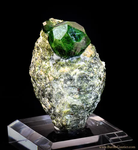 Andradite Garnet, Demantoid variety - image 2