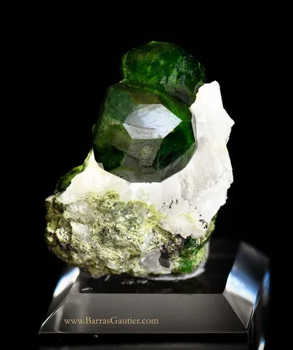 Andradite Garnet, Demantoid variety - image 2