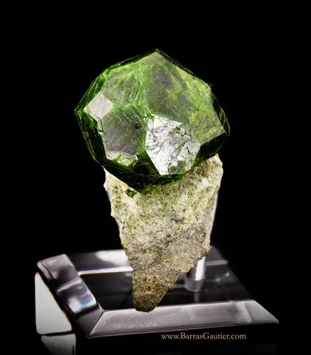 Andradite Garnet, Demantoid variety - image 2