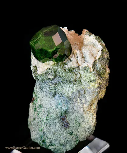 Andradite Garnet, Demantoid variety - image 5