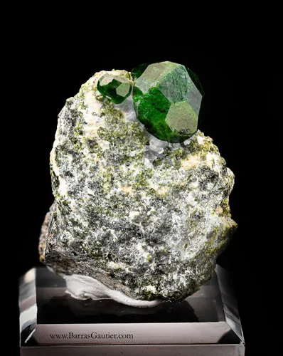 Andradite Garnet, Demantoid variety - image 5