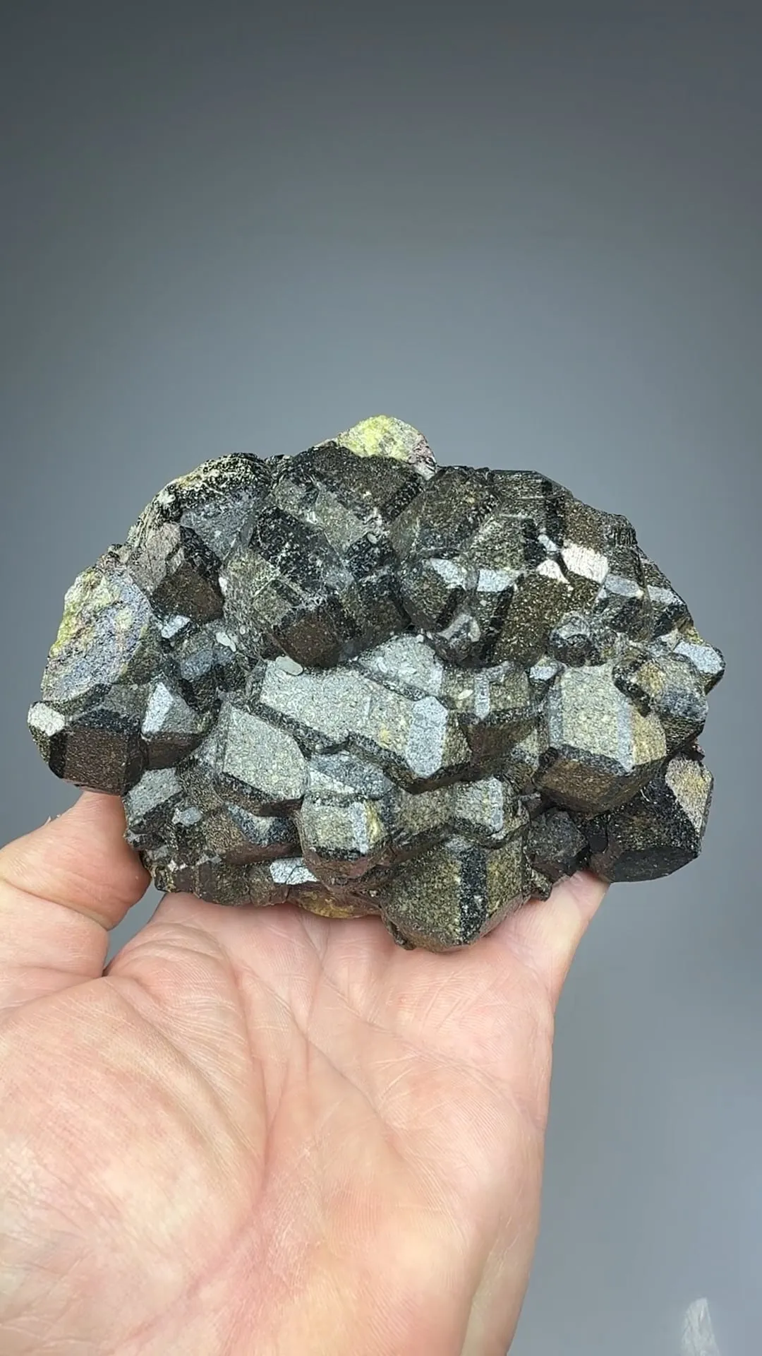 Andradite-Grossular - image 2