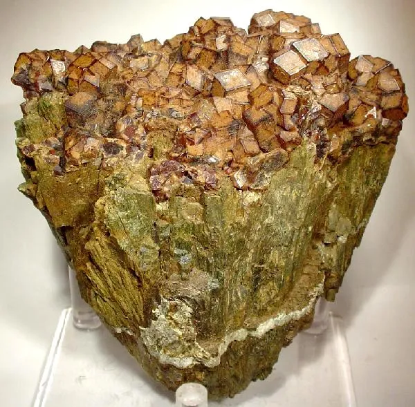 Andradite, Hedenbergite image