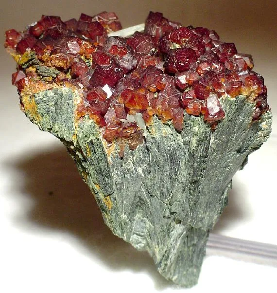 Andradite, Hedenbergite image