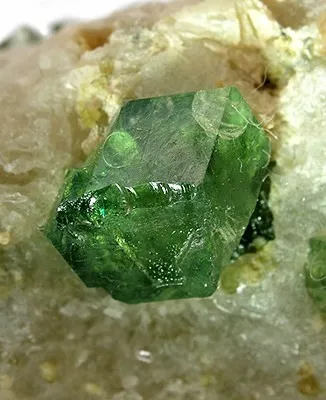 Andradite (Var: Demantoid) - image 2