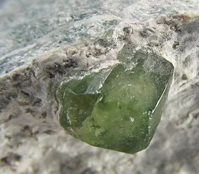 Andradite (Var: Demantoid) - image 2