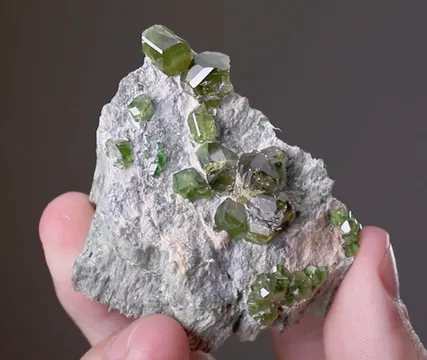 Andradite var Demantoid
