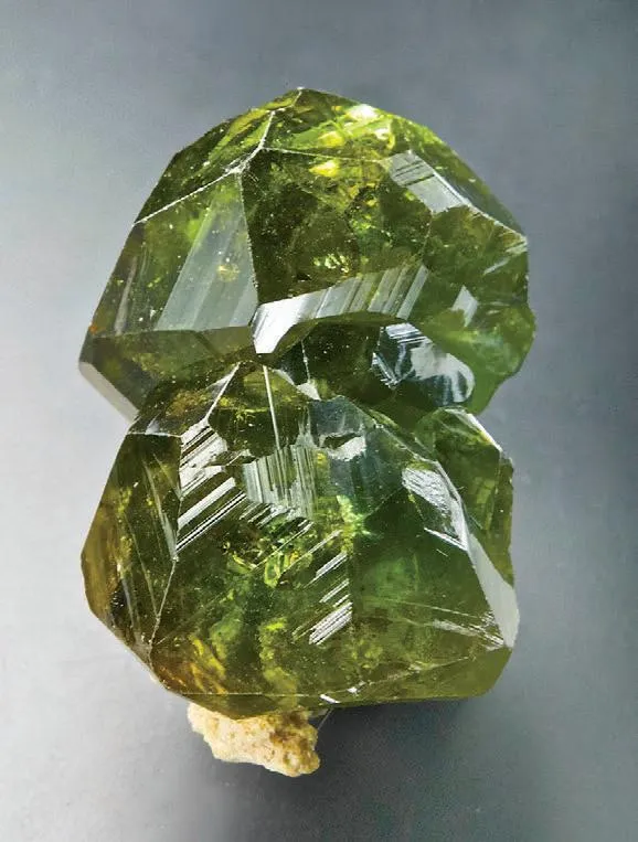 Andradite (var. Demantoid) image