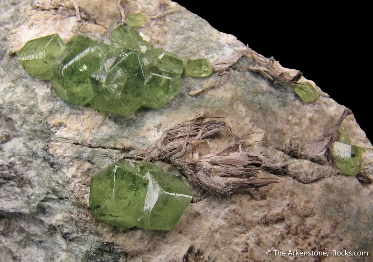 Andradite var. Demantoid - image 3