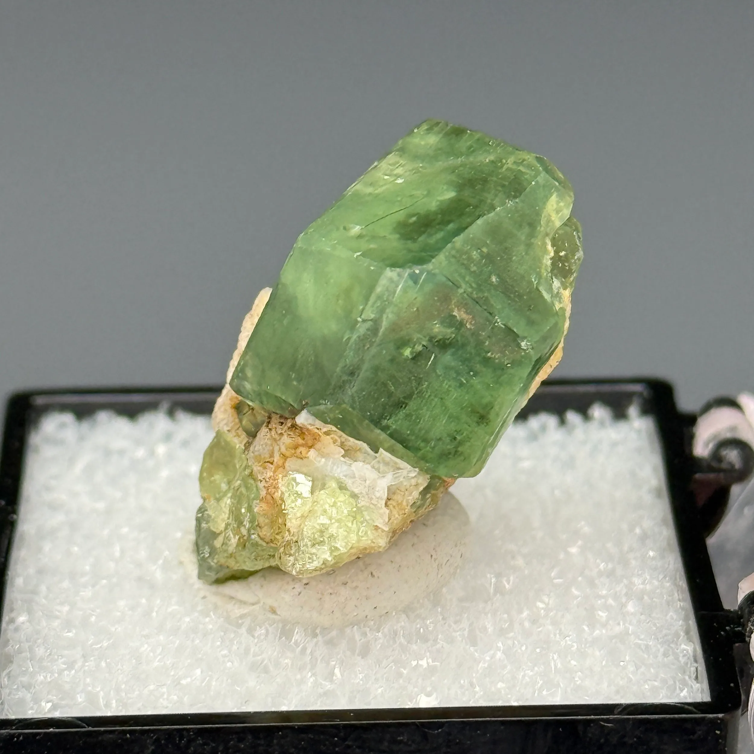 Andradite var Demantoid - image 2