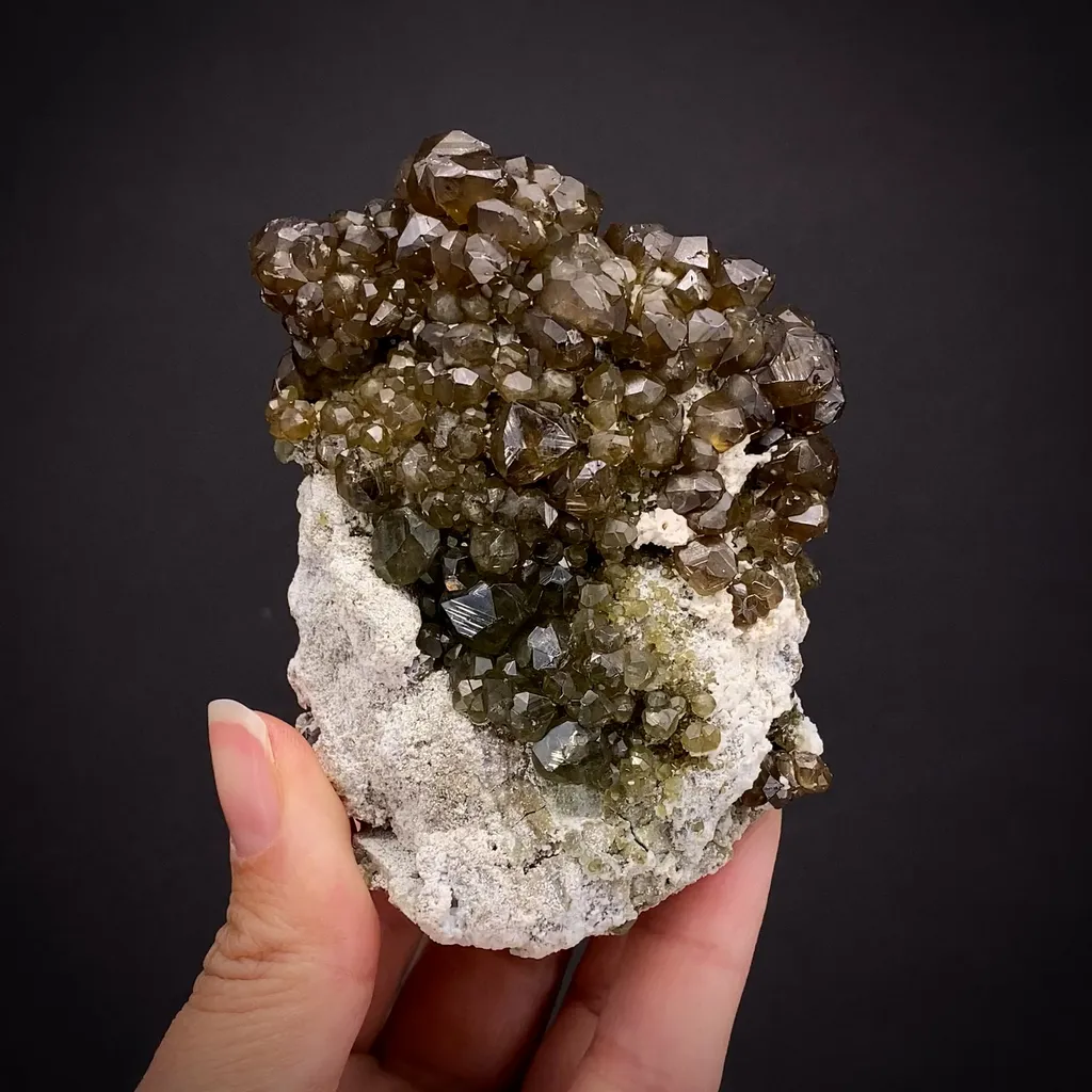 Andradite var. Topazolite - image 2